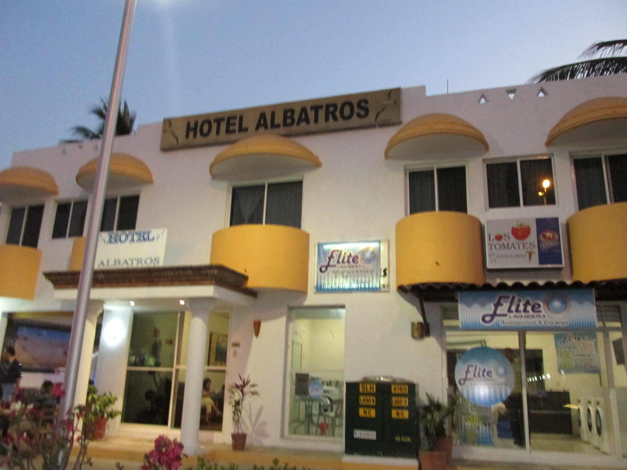 Hotel Albatros Manzanillo Exteriér fotografie