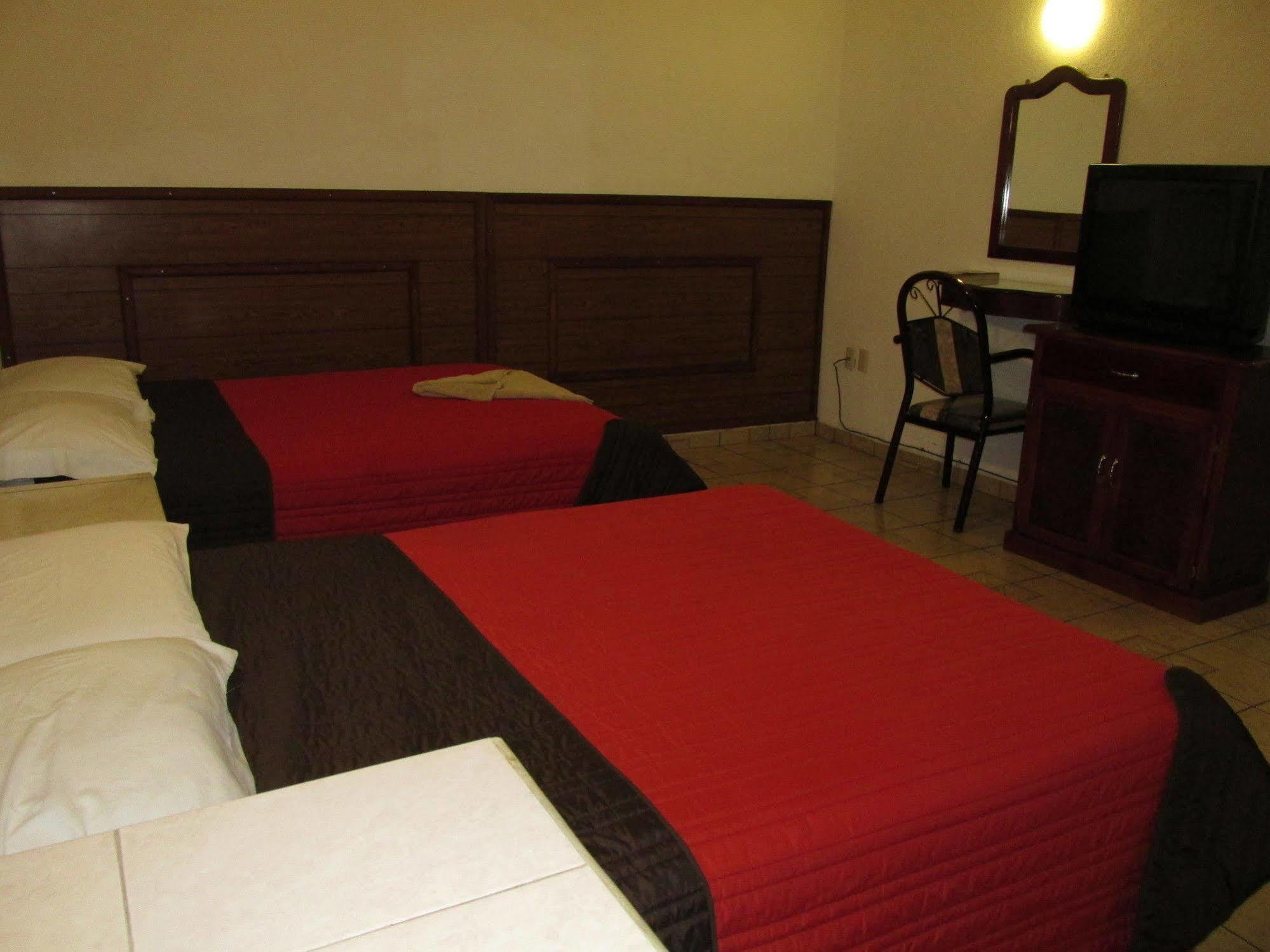 Hotel Albatros Manzanillo Exteriér fotografie