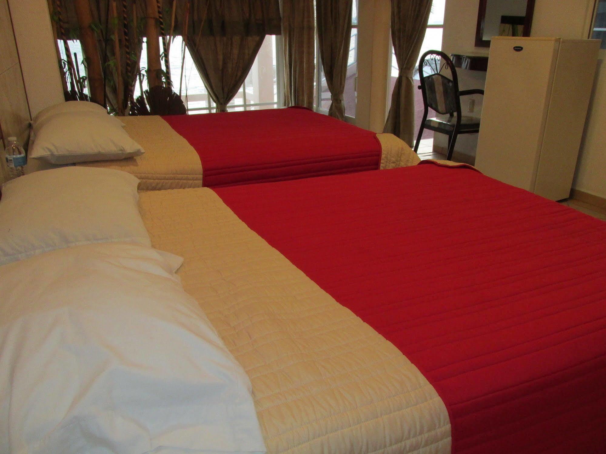 Hotel Albatros Manzanillo Exteriér fotografie